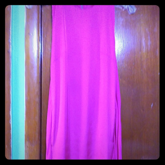 H&M Dresses & Skirts - H&M Hot Pink dress